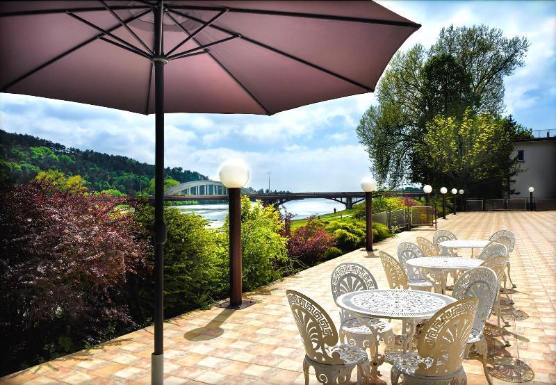 Magnolia Hotel 4*