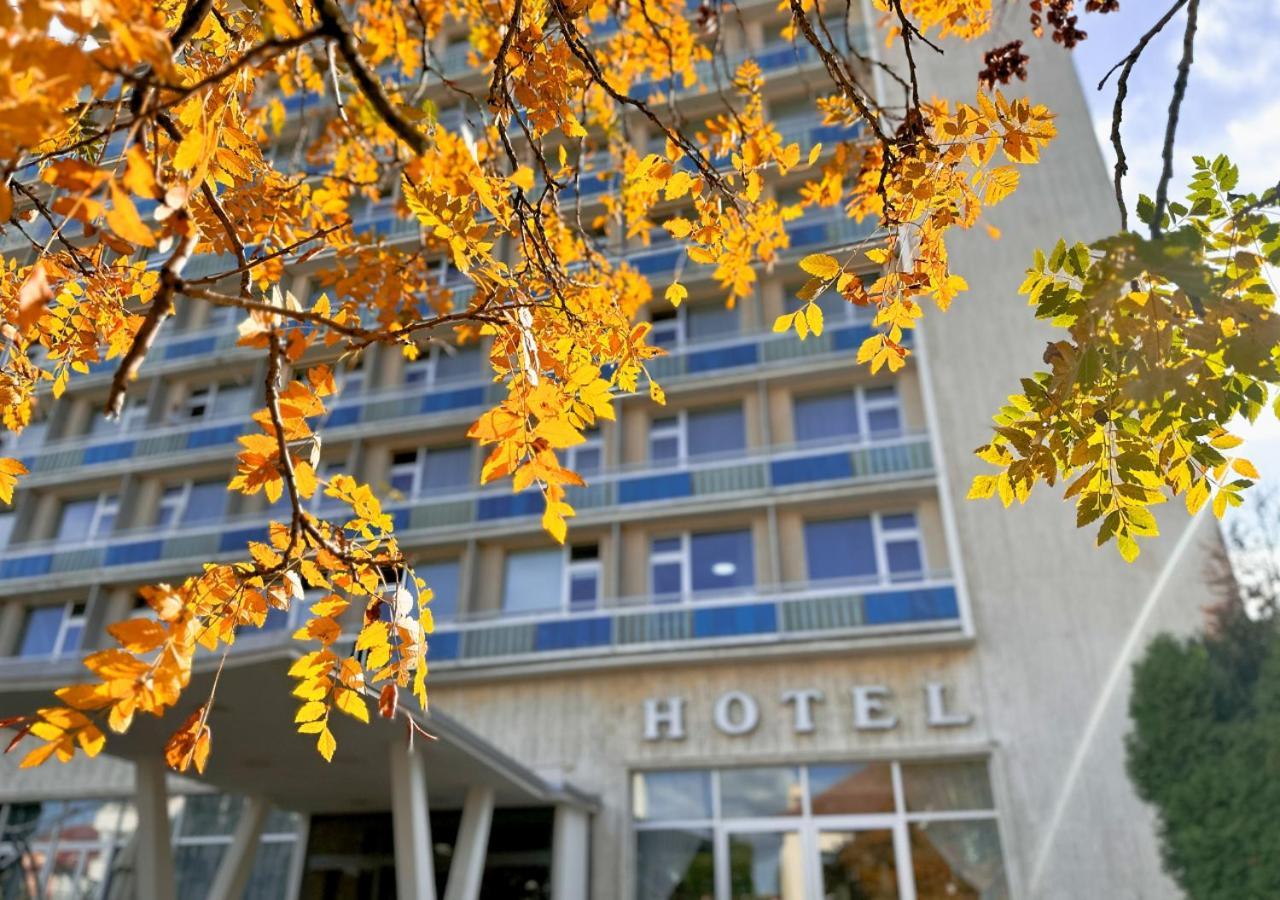 Hotel Magnólia Piest'any